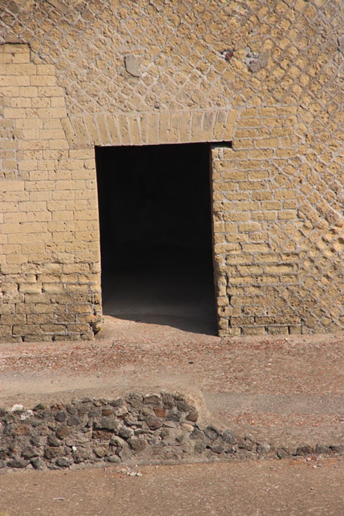 Ins. Or. I.1a, Herculaneum. October 2023. Taken from access roadway.
Looking north to doorway to room D, cubiculum. Photo courtesy of Klaus Heese.